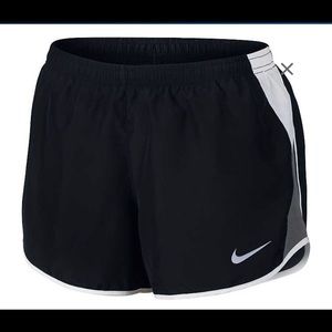 Black nike shorts